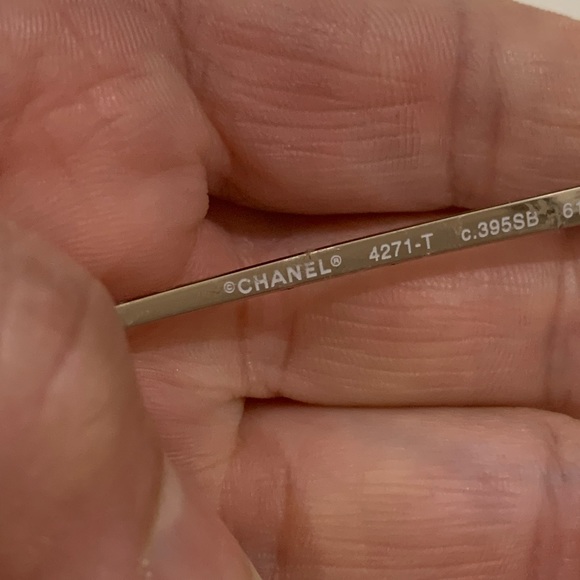 Chanel SQUARE BLUE LIGHT Titanium GLASSES
Titanium - Picture 13 of 15